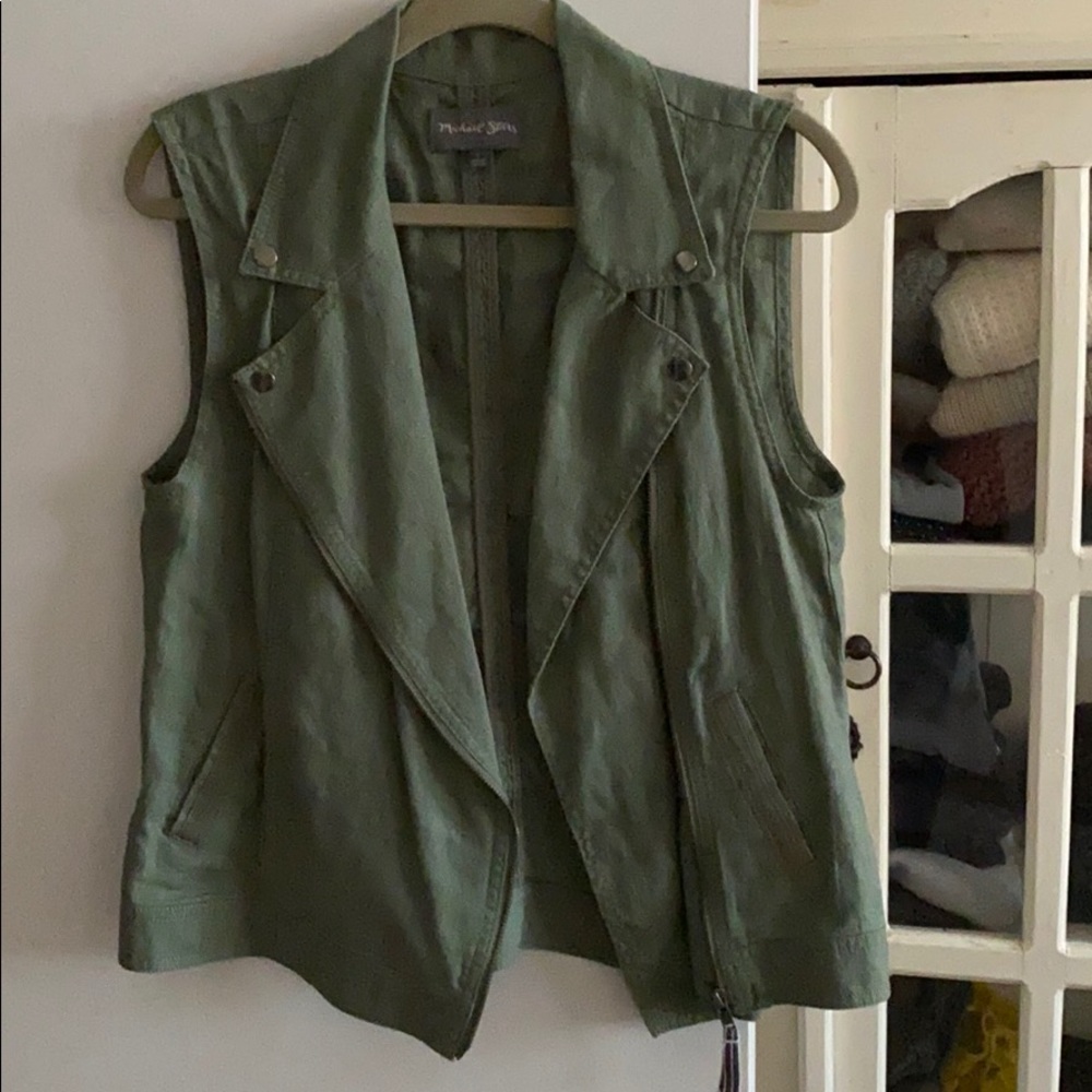 Michael Stars vest small